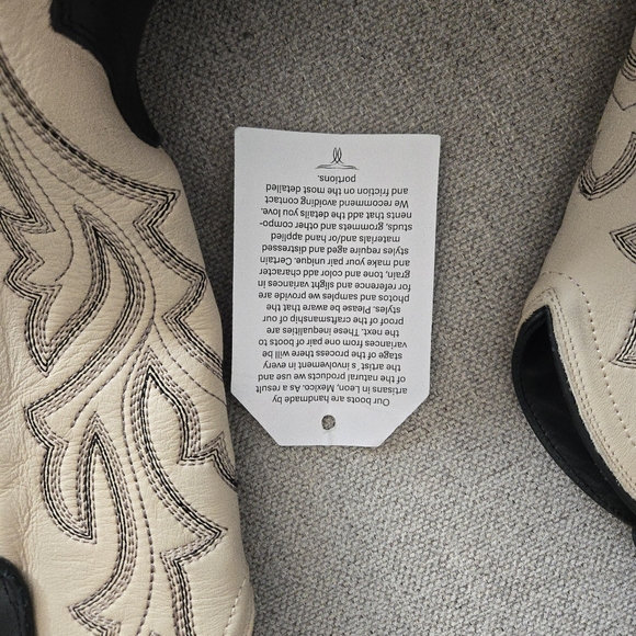 Lane Classic Square Leather Boot Women Size 7.5 Jet Black and Pale Ivory 012026 - Picture 9 of 12